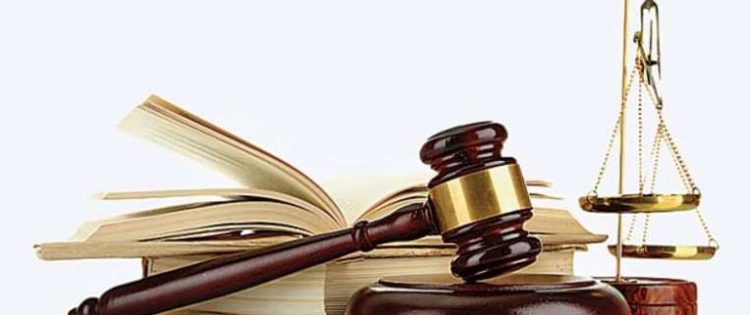 15 വര്‍ഷത്തെ നിയമപോരാട്ടത്തിന് വിജയം; കോഴിക്കോട് സ്വദേശികള്‍ക്ക് എയര്‍ എഷ്യ നഷ്ടപരിഹാരം നല്‍കി